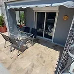 Plaza House * Kanakia