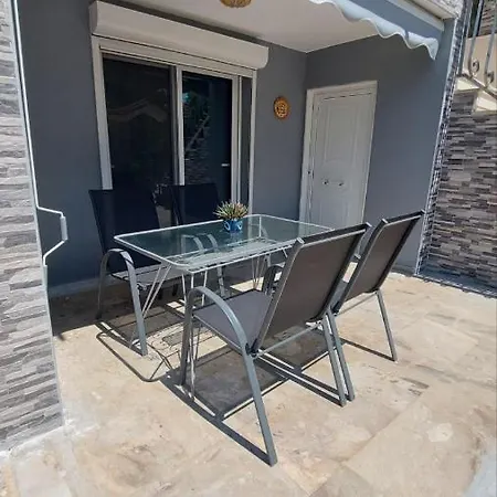 Plaza House Kanakia