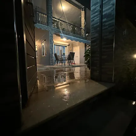 Apartment Plaza House Kanakia